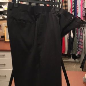 Dockers. Black. 36 w x 32l. Like new
